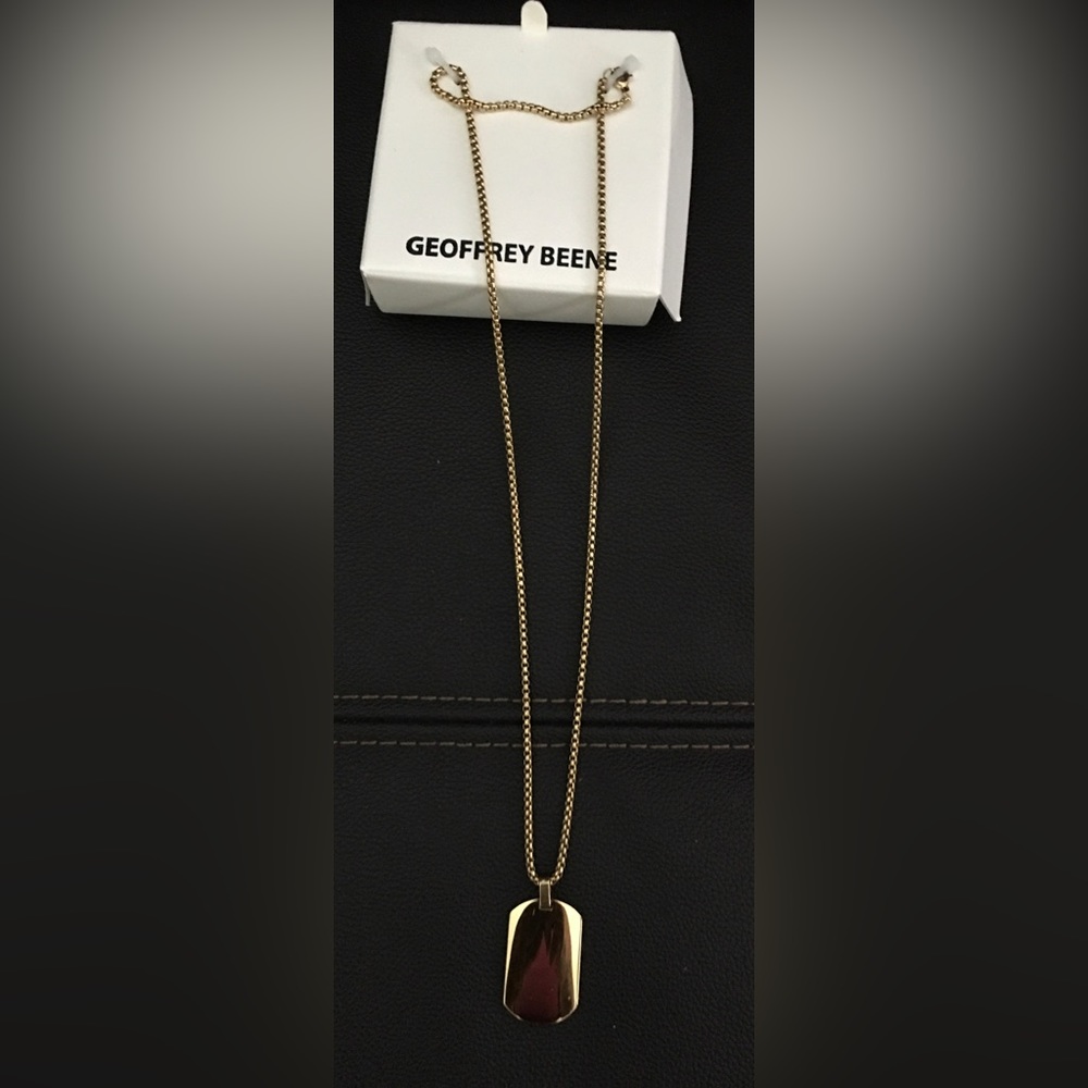 New Jeffery Beene 14K Plated Chain.